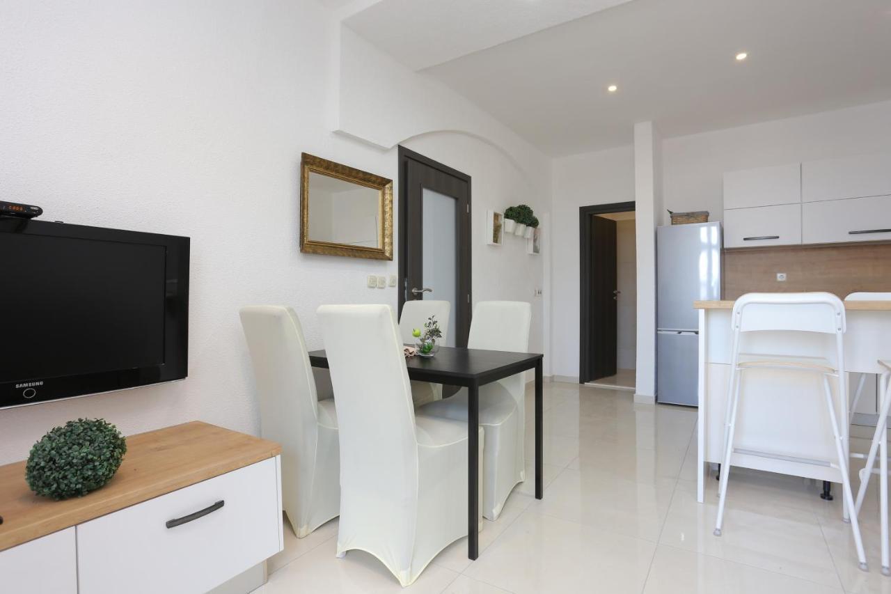 Apartments With A Parking Space Mastrinka, Ciovo - 4324 Трогир Екстериор снимка