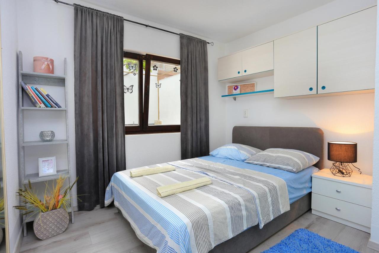 Apartments With A Parking Space Mastrinka, Ciovo - 4324 Трогир Екстериор снимка