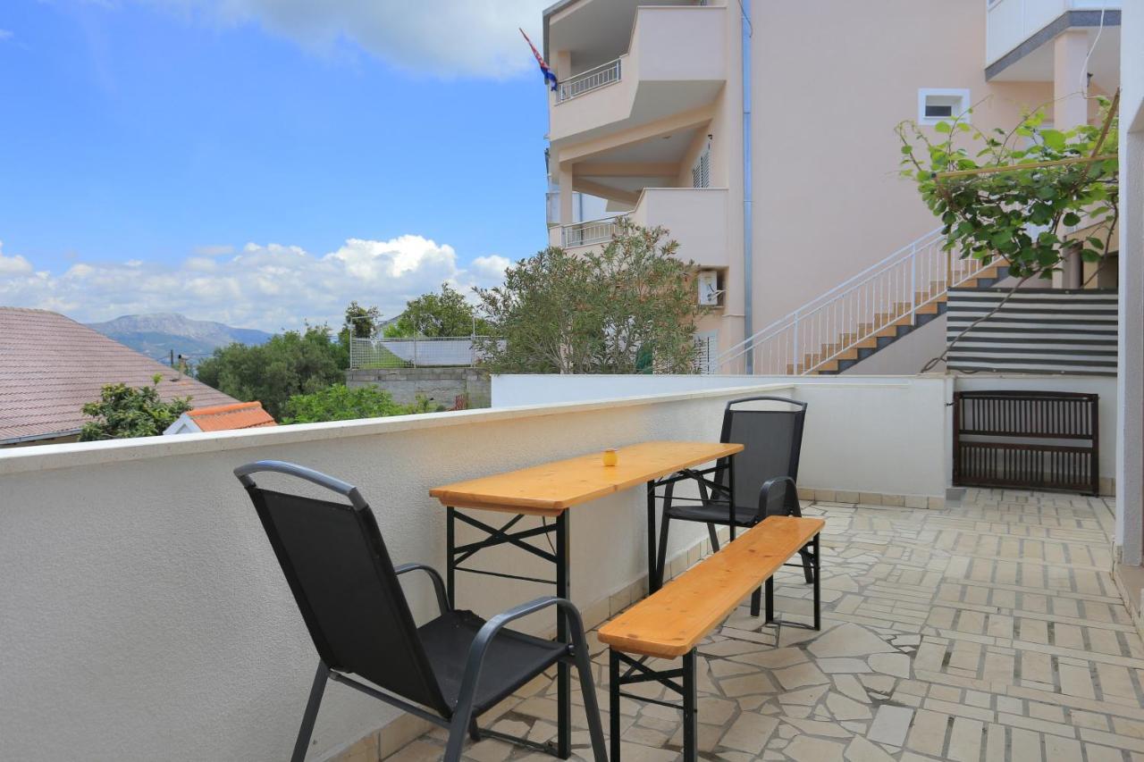 Apartments With A Parking Space Mastrinka, Ciovo - 4324 Трогир Екстериор снимка