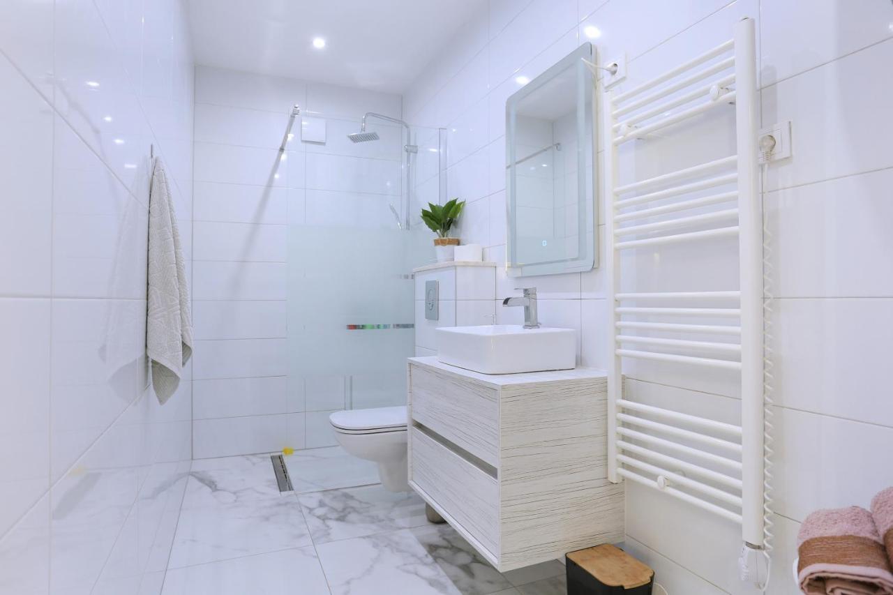 Apartments With A Parking Space Mastrinka, Ciovo - 4324 Трогир Екстериор снимка