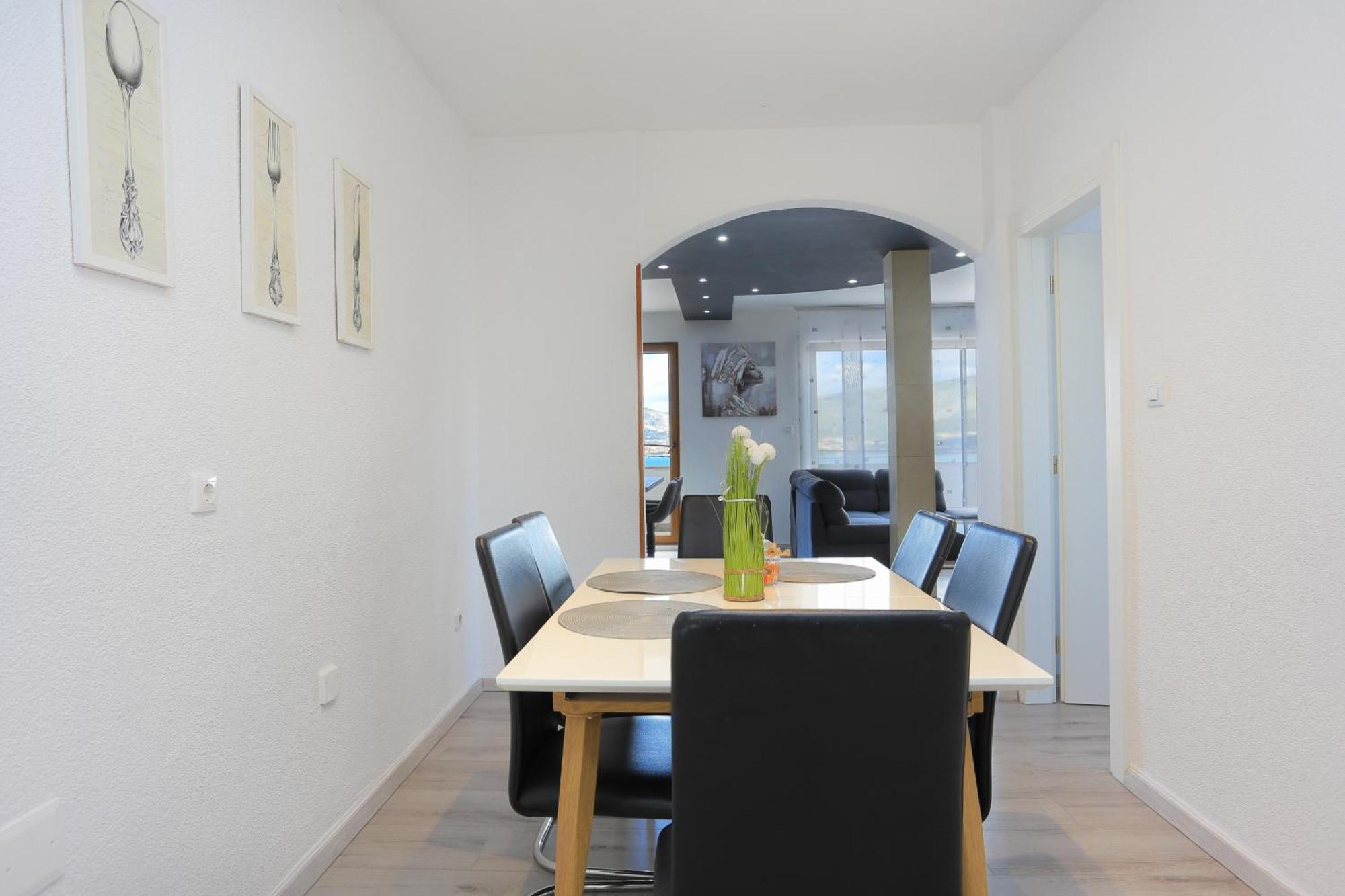 Apartments With A Parking Space Mastrinka, Ciovo - 4324 Трогир Стая снимка
