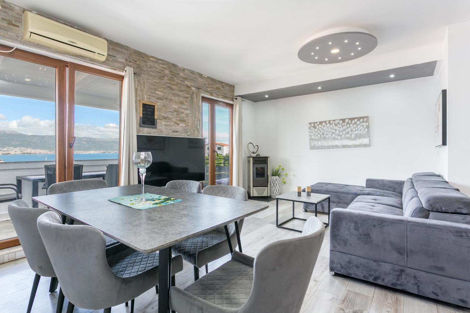 Apartments With A Parking Space Mastrinka, Ciovo - 4324 Трогир Стая снимка